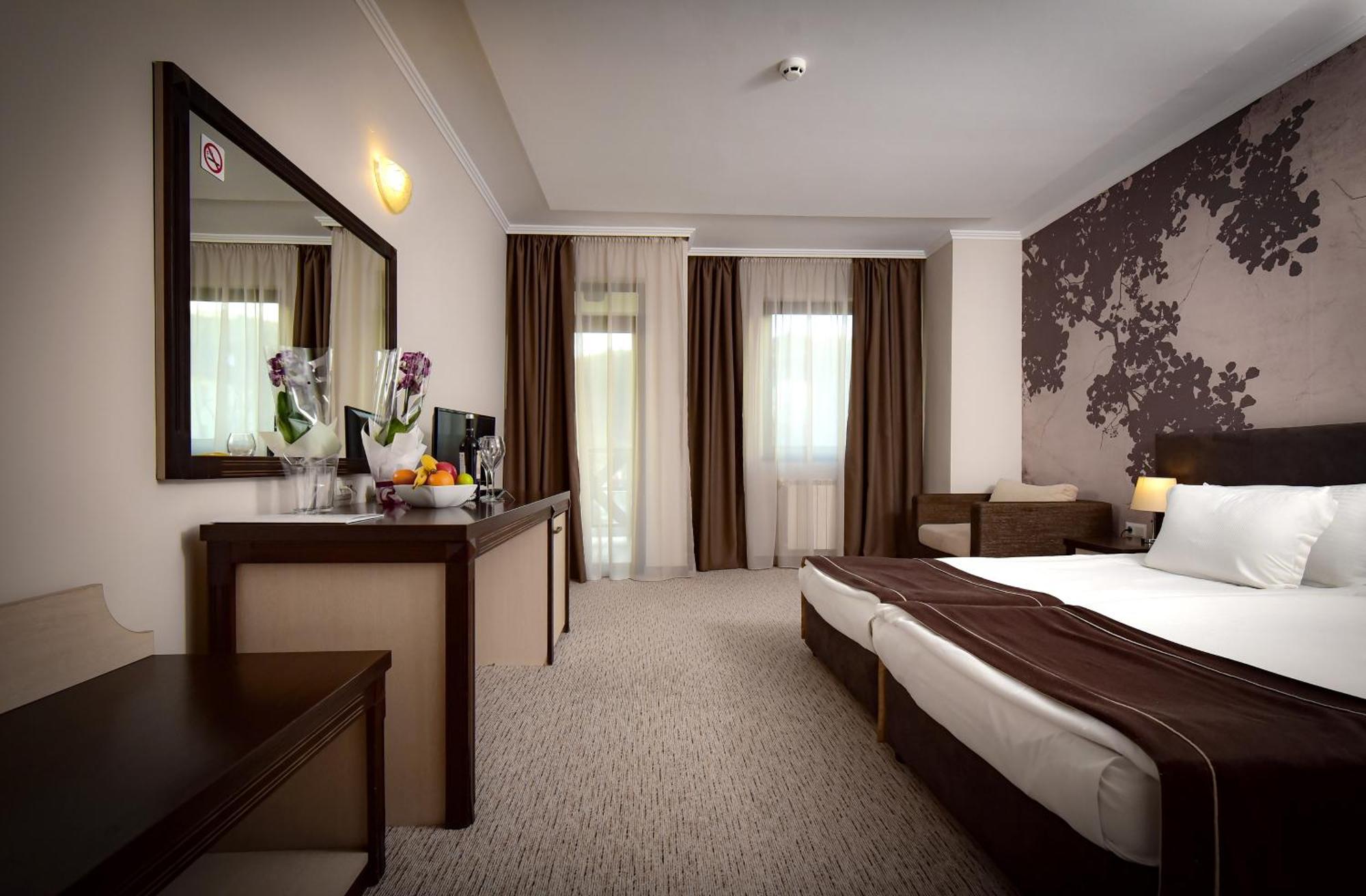 Rhodopi Home Hotel 체페레리 외부 사진